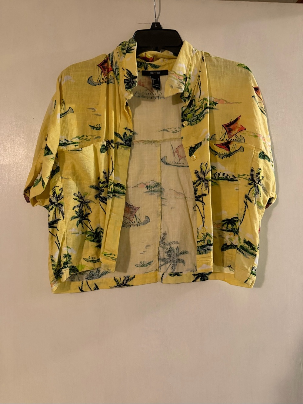 Forever 21 Yellow Tropical Print Short-Sleeve Button-Up Shirt